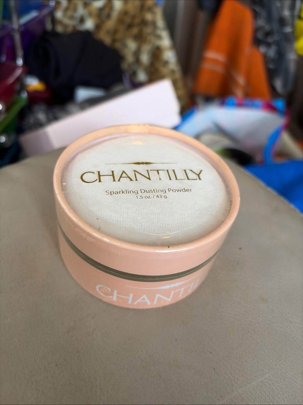 Chantilly Sparkling Dusting Powder – Peach Pink. 43g.  New Sealed.